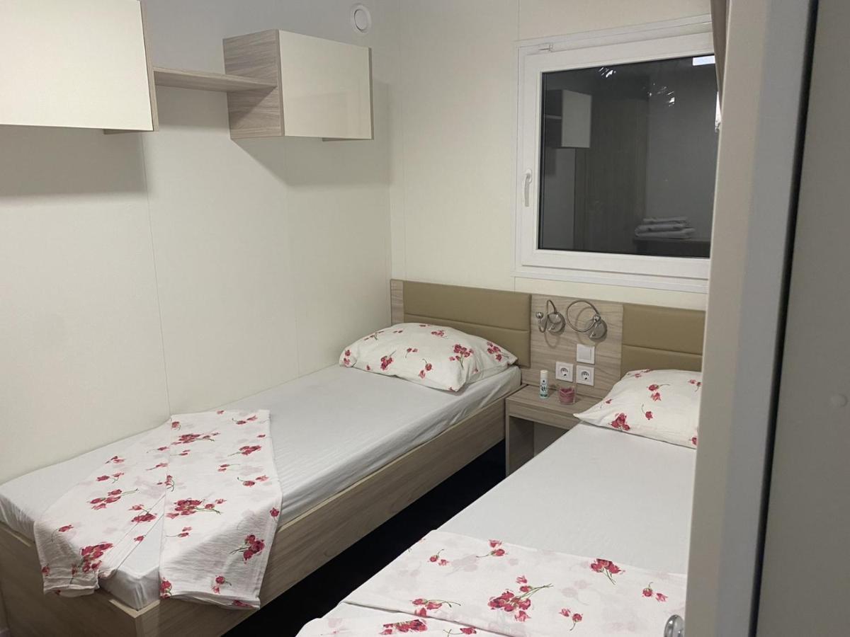 Apartments With A Parking Space Pakostane, Biograd - 16579 Exterior foto